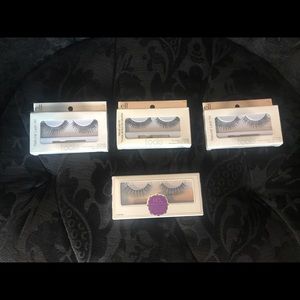 Bundle of eyelashes.